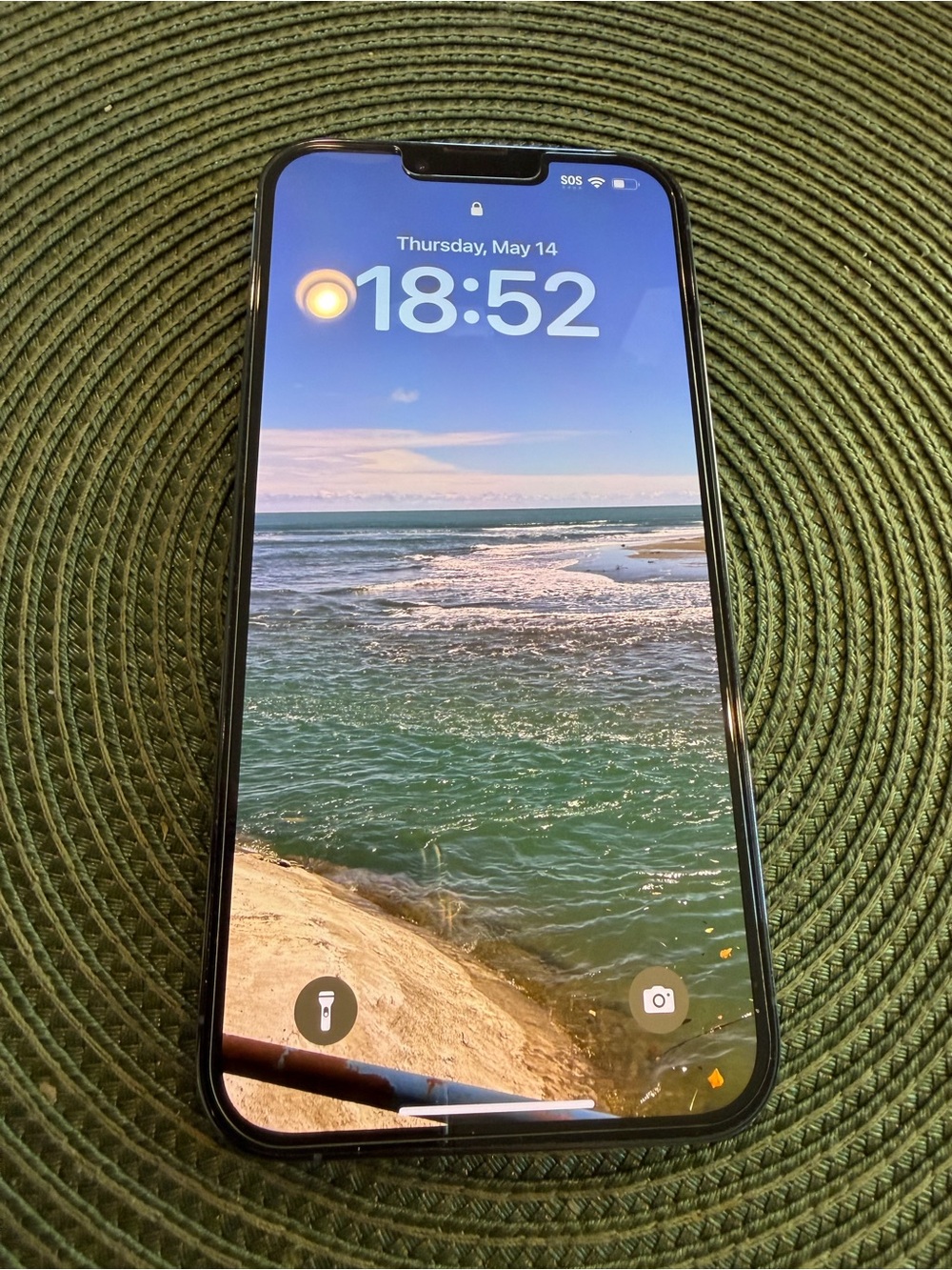 Sierra blue IPhone 13 Pro Max in super excellent condition.